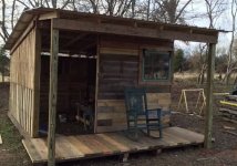 tiny-cabin-free-pallet-wood-14.jpg