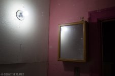Bathroom mirror_10-08-2013_047.jpg