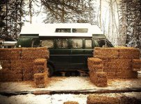 straw-bale-van-31.jpg