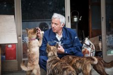 fukushima-radioactive-disaster-abandoned-animal-guardian-naoto-matsumura-21.jpg