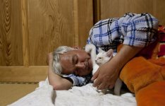 fukushima-radioactive-disaster-abandoned-animal-guardian-naoto-matsumura-16.jpg