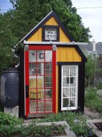 diy-greenhouse3.jpg