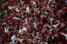 1412583762920_wps_18_Members_of_the_Castellers.jpg